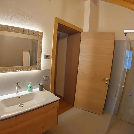 Semesterbostad Casa Simoni *