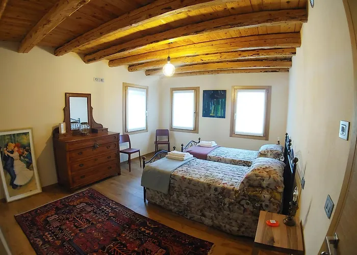 Casa Simoni بيت للعطل